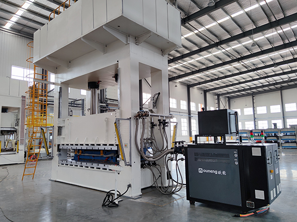 內(nèi)飾件模具加熱模溫機 內(nèi)飾件模具加熱模溫機