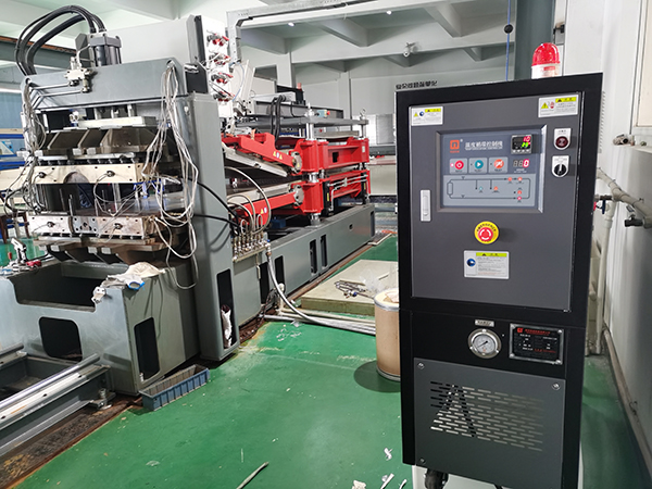 片材擠出模溫機(jī)